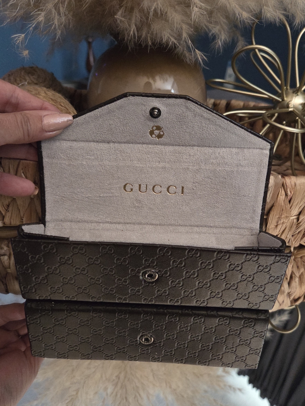 Gucci Brown Micro GG Embossed Eyeglass Sunglasses Case Snap Closure - Picture 9 of 12